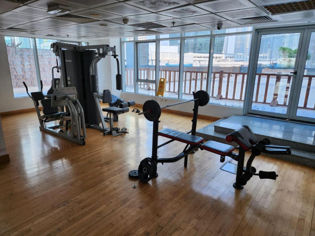 Furnished Studio Apartment Near Business Bay Metro Station Dubai Exterior photo