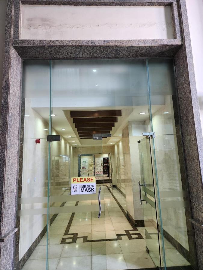 Furnished Studio Apartment Near Business Bay Metro Station Dubai Exterior photo