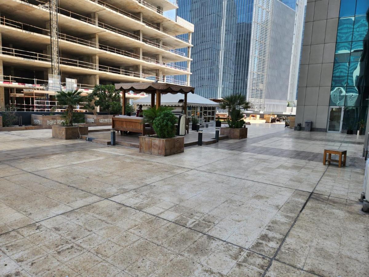 Furnished Studio Apartment Near Business Bay Metro Station Dubai Exterior photo