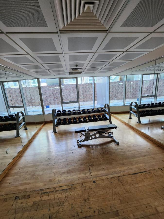 Furnished Studio Apartment Near Business Bay Metro Station Dubai Exterior photo